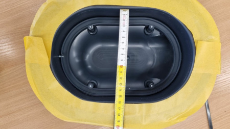 Проходной элемент для вывода через кровлю коммуникаций